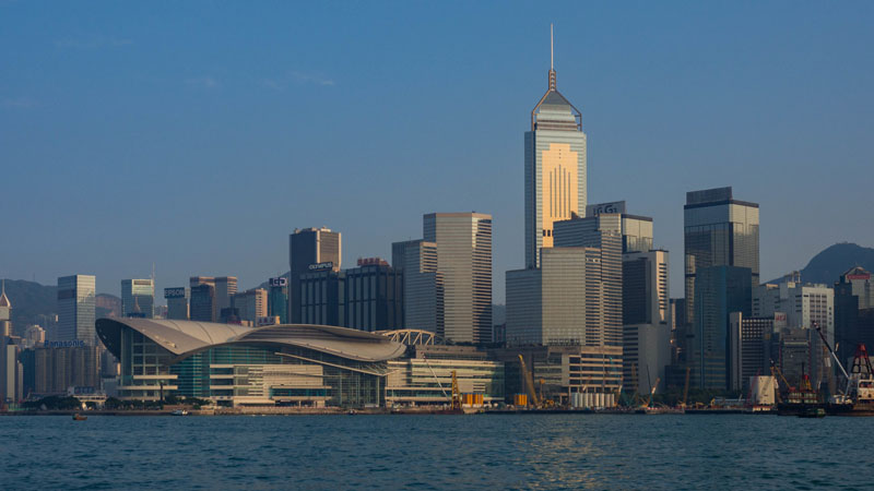 在香港開始您的假期