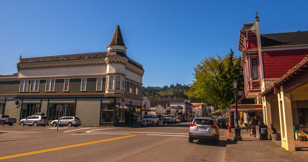加利福尼亞這個夢幻般的小鎮會讓您覺得自己像是在生活明信片中