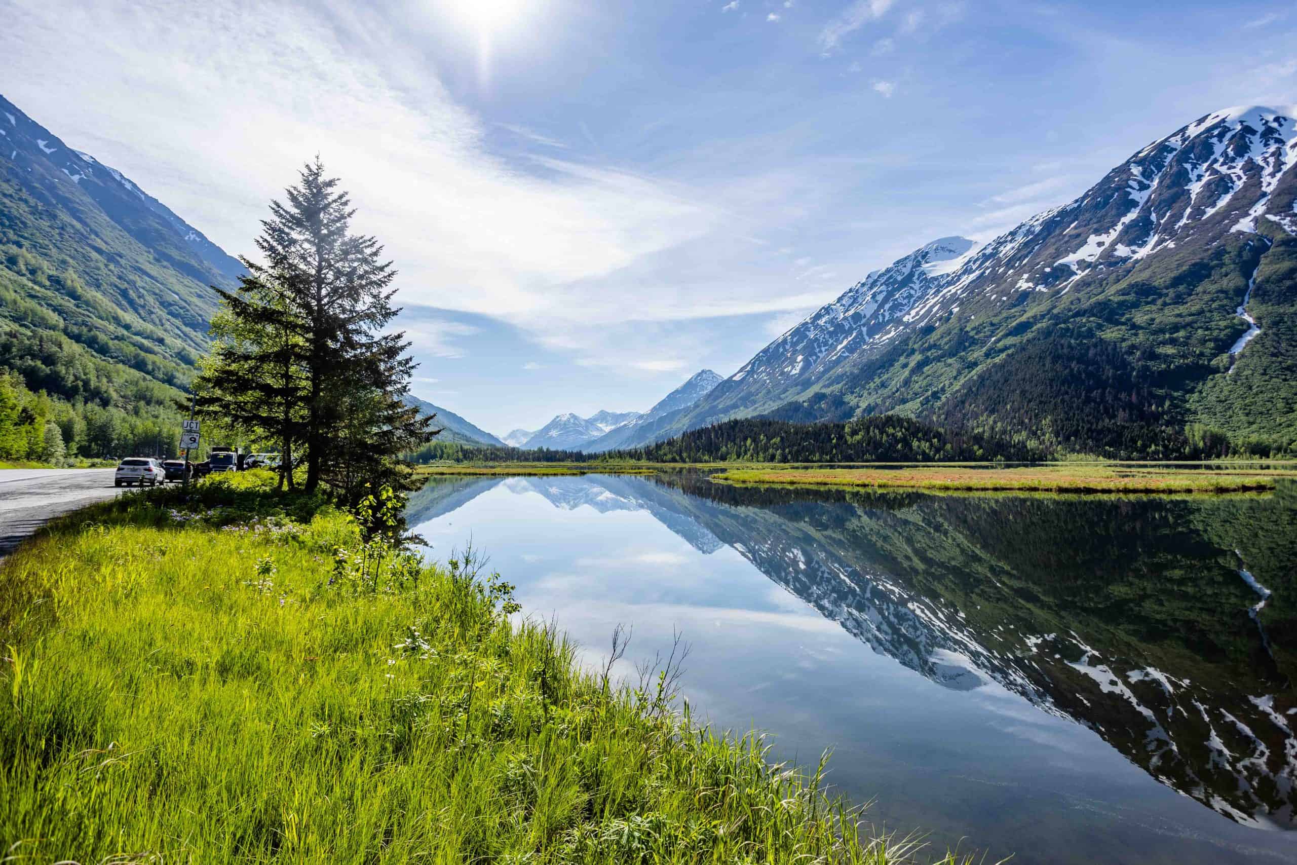 穿越阿拉斯加 5 條風景最優美的公路旅行