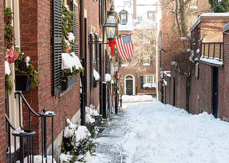 冬天的波士頓變成了現實生活中的雪球